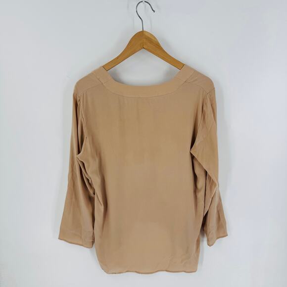 Amanda Uprichard 100% Silk Blouse Medium Beige Tan V-Neck Long Sleeve Top Medium - Picture 2 of 6